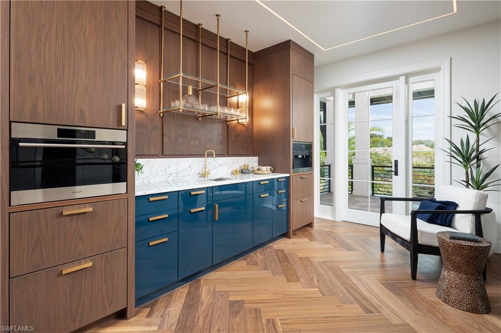 616 BOUGAINVILLEA RD