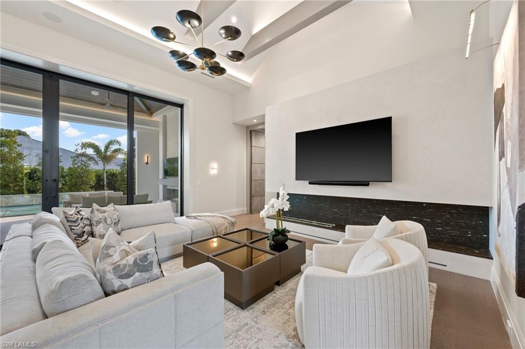 444 Orchid DR