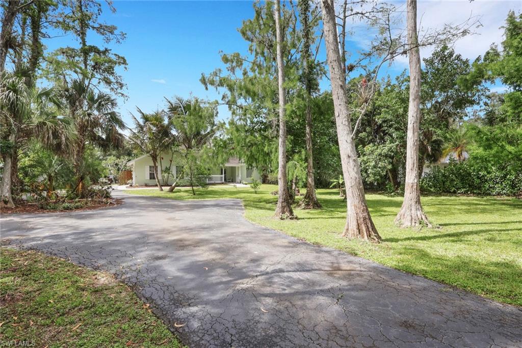 5810 Lancewood WAY