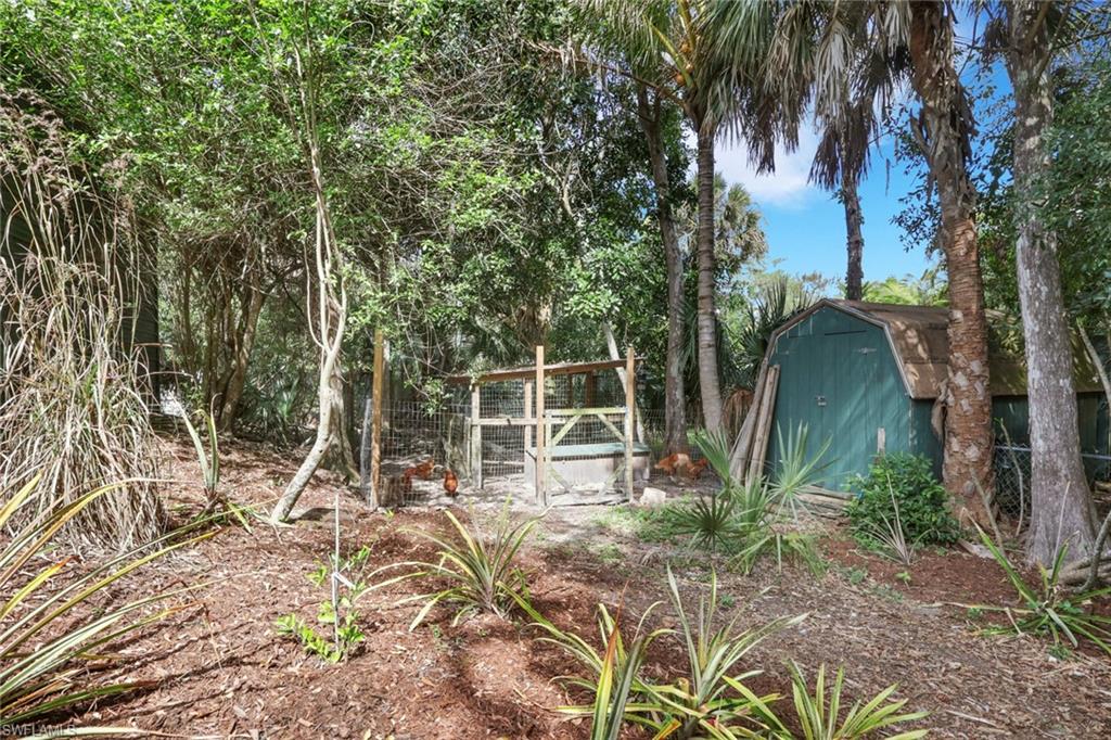 5810 Lancewood WAY