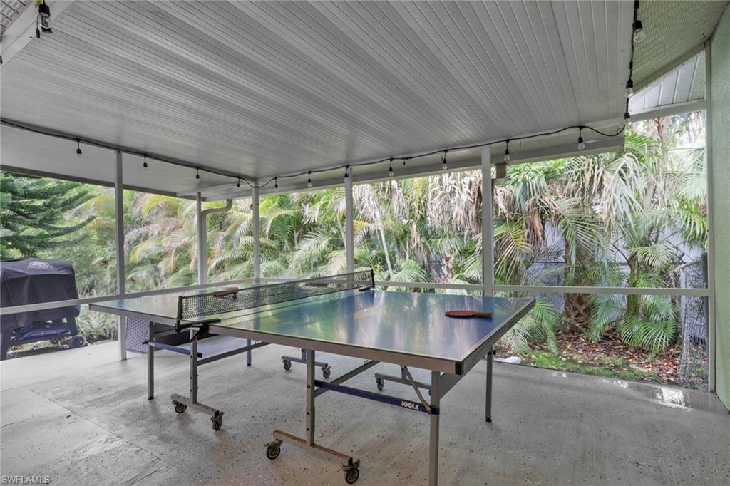 5810 Lancewood WAY