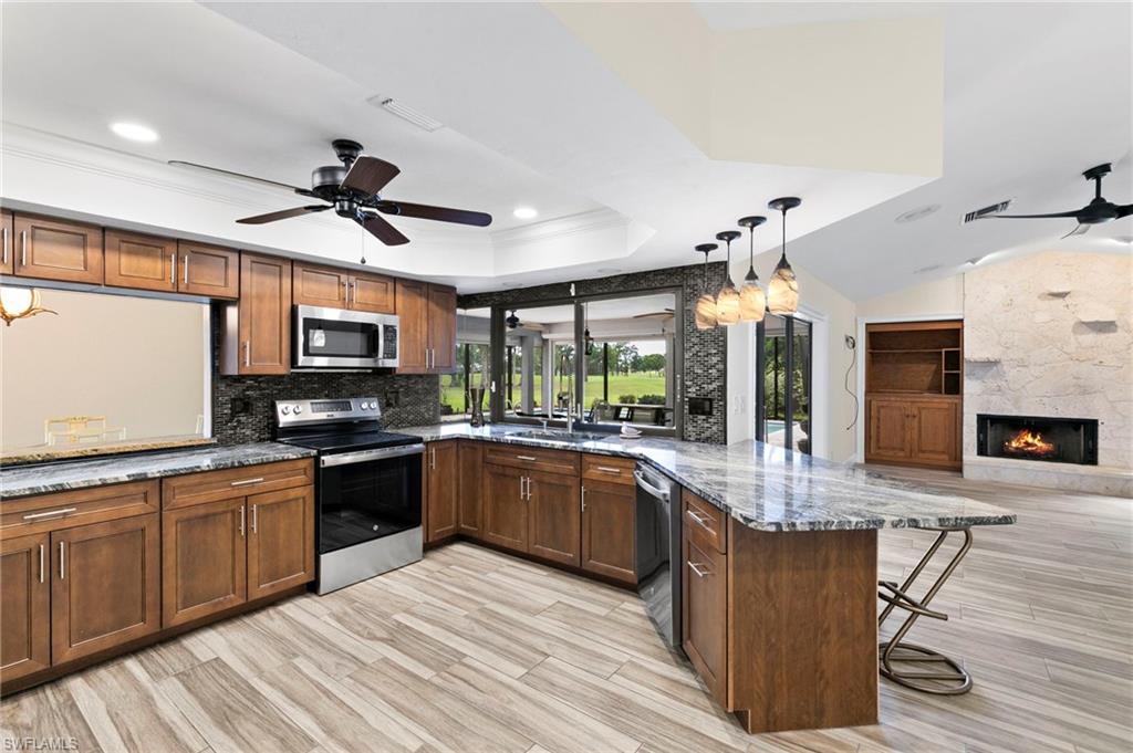 2010 Imperial Golf Course BLVD