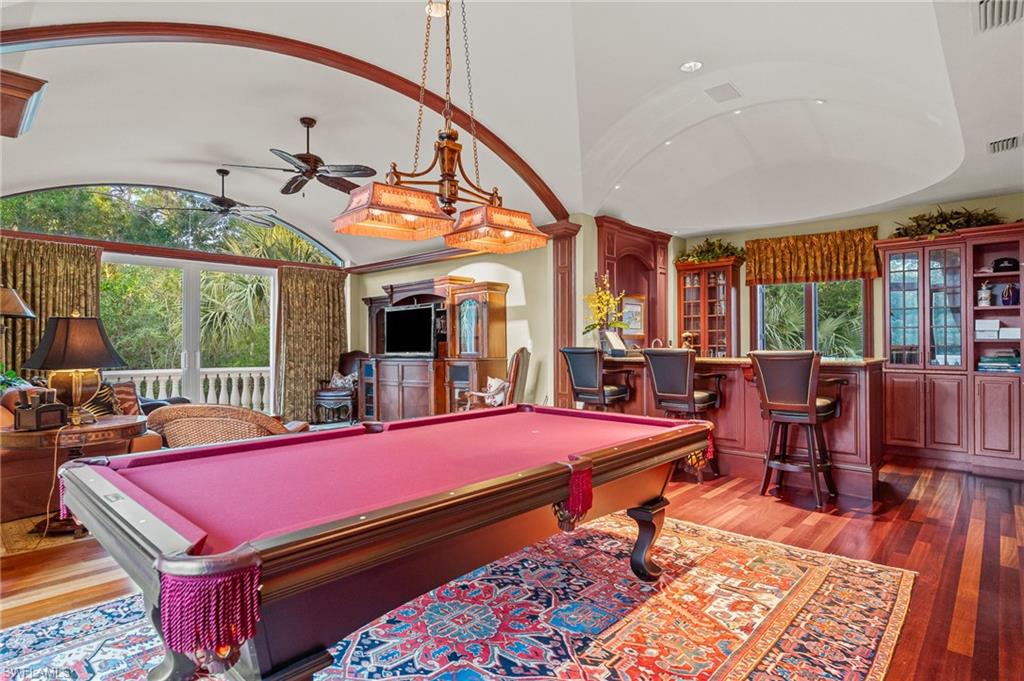 4457 Club Estates DR
