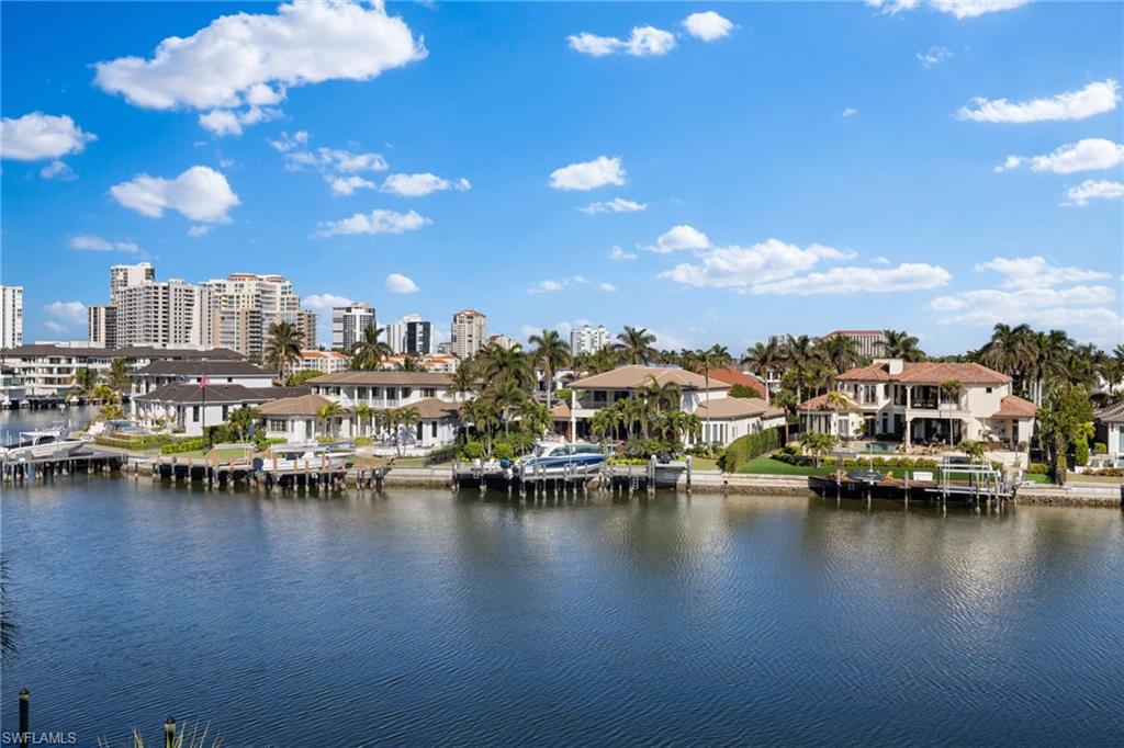 255 Park Shore DR 3-341