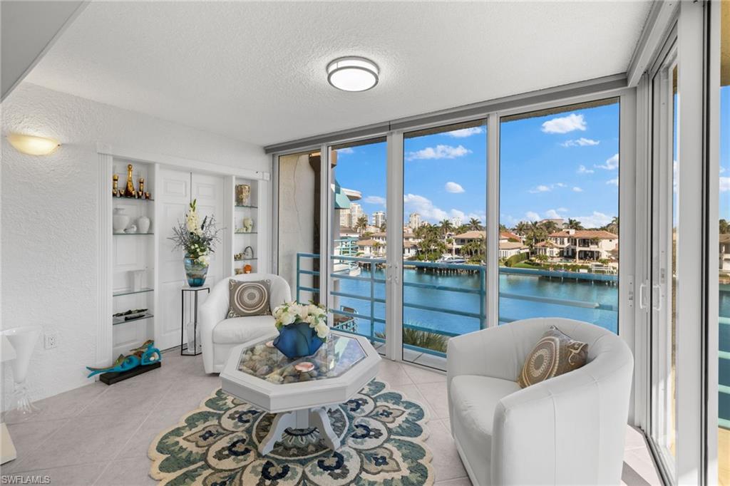 255 Park Shore DR 3-341
