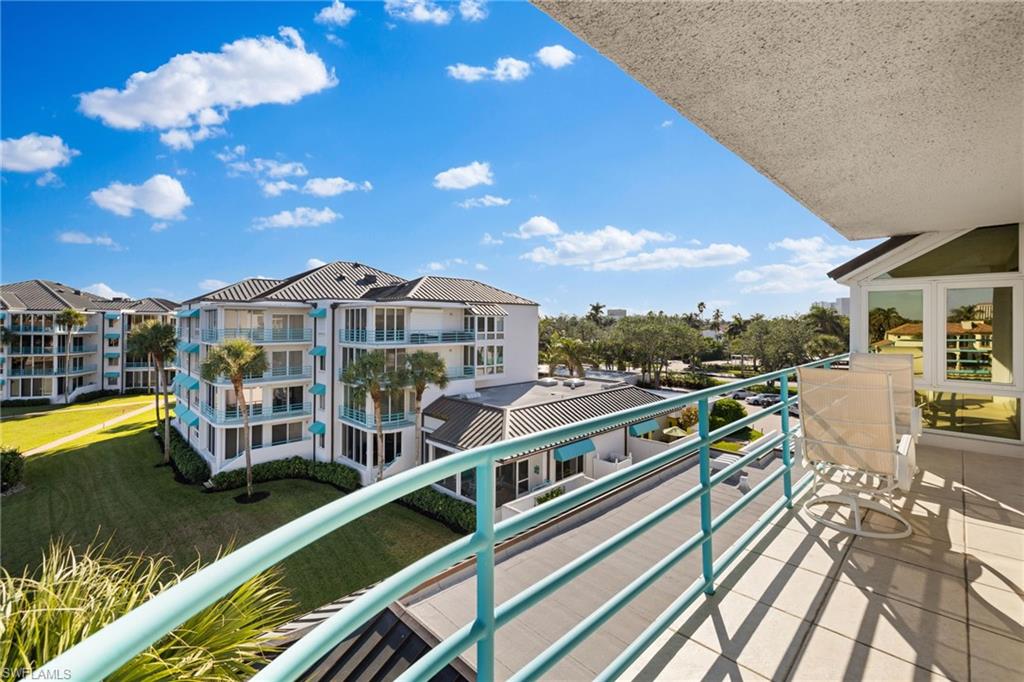 255 Park Shore DR 3-341