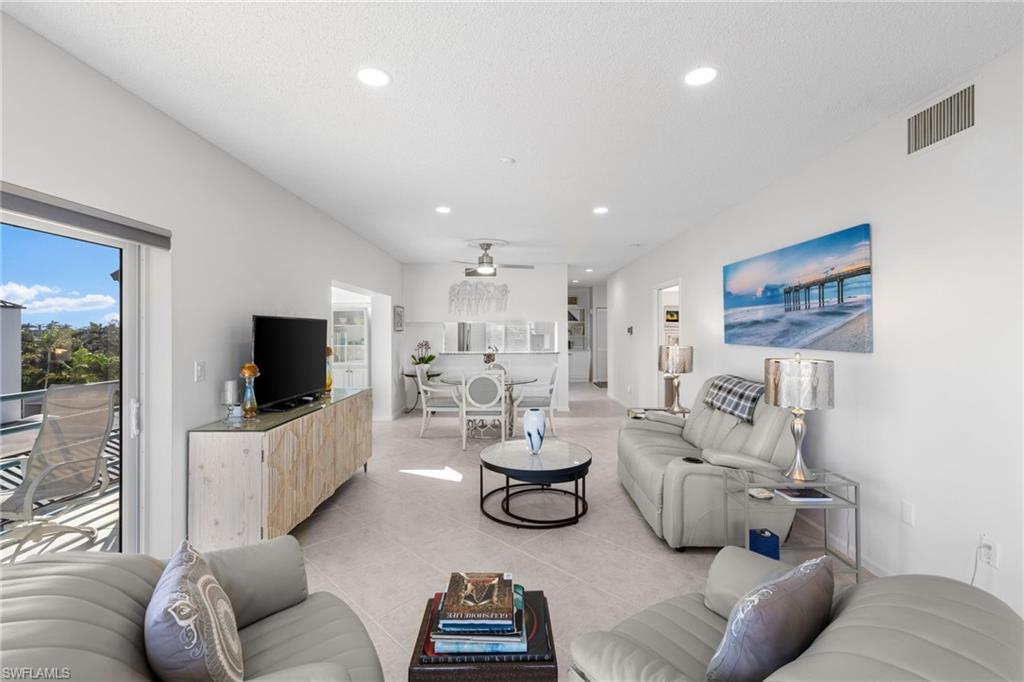 255 Park Shore DR 3-341