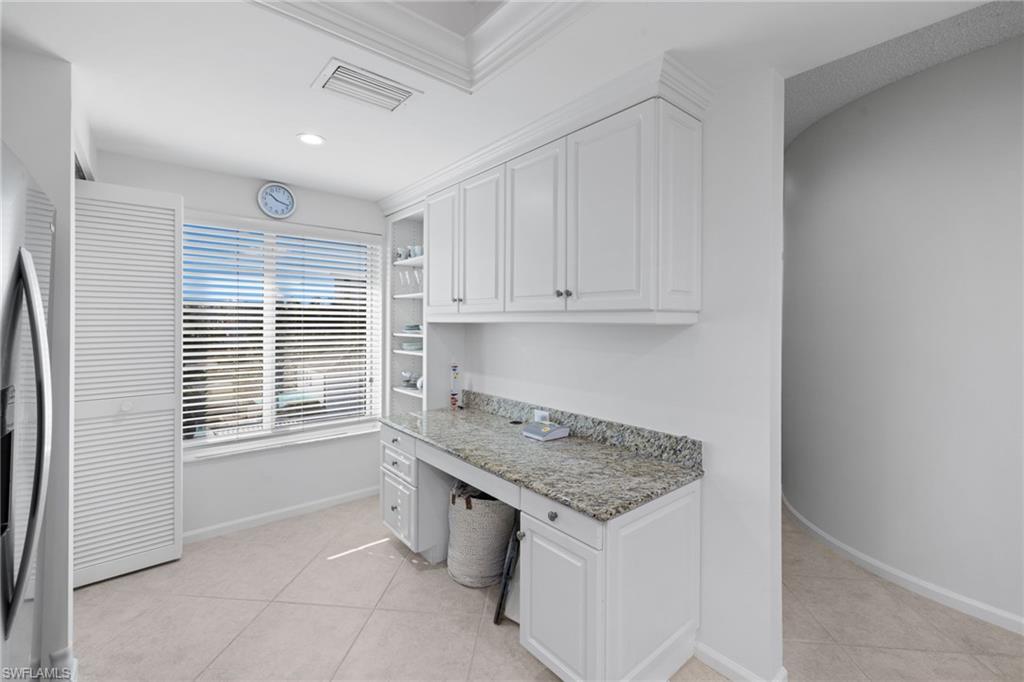 255 Park Shore DR 3-341