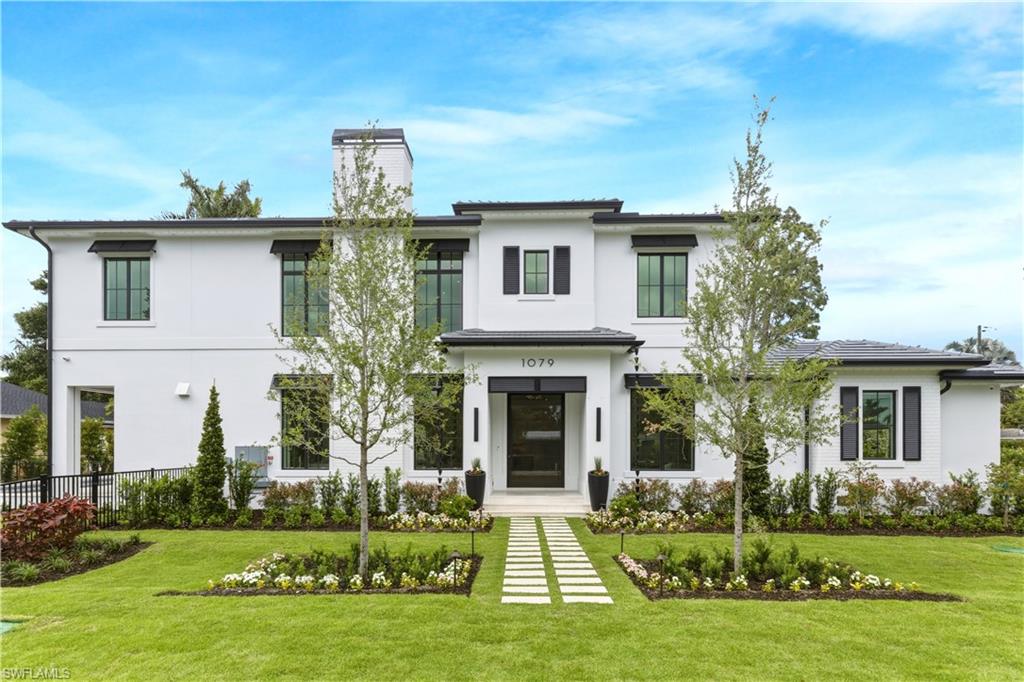 1079 Diana AVE