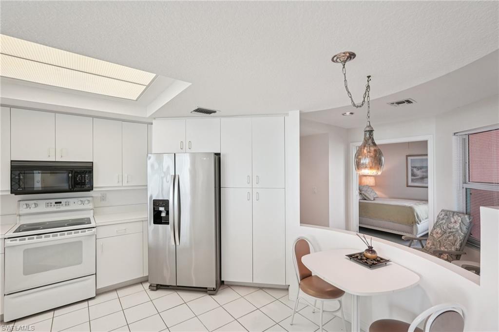260 Barefoot Beach BLVD 302