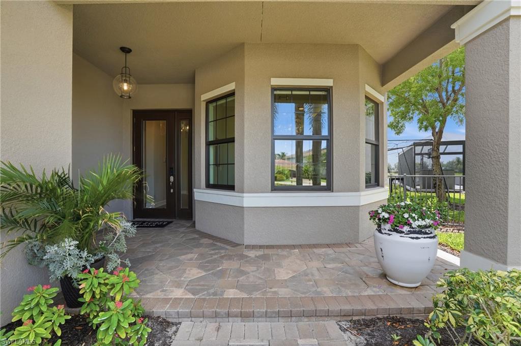 4220 Amelia WAY