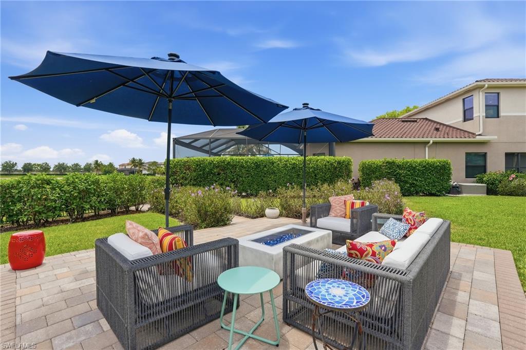 4220 Amelia WAY