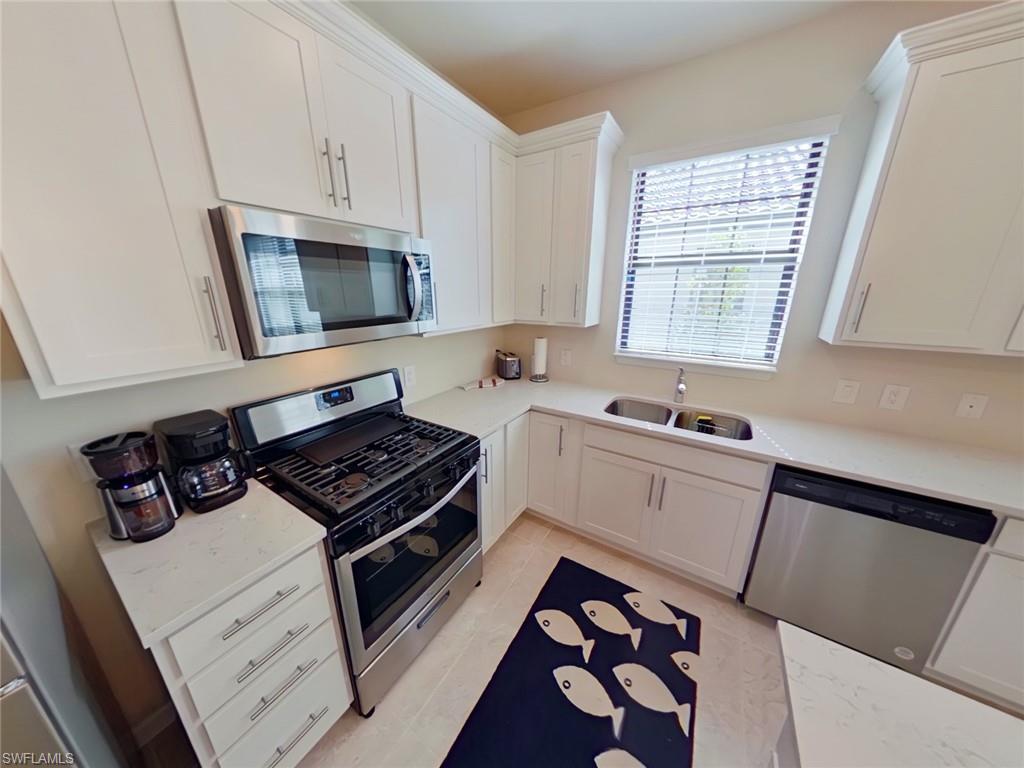 12290 Canal Grande DR