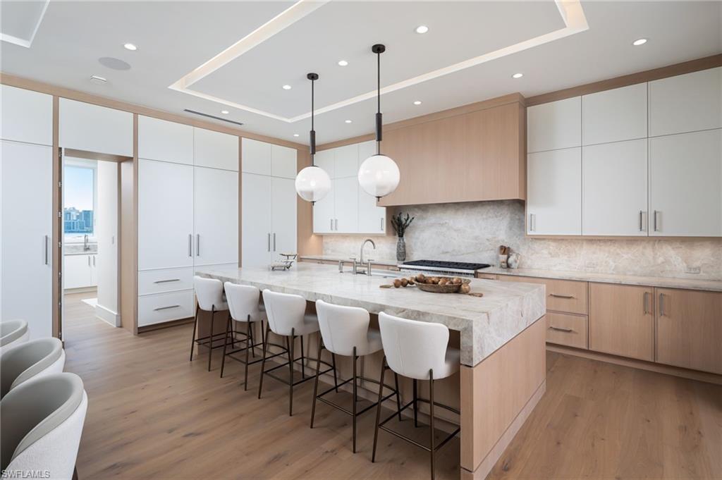 223 Bayview AVE