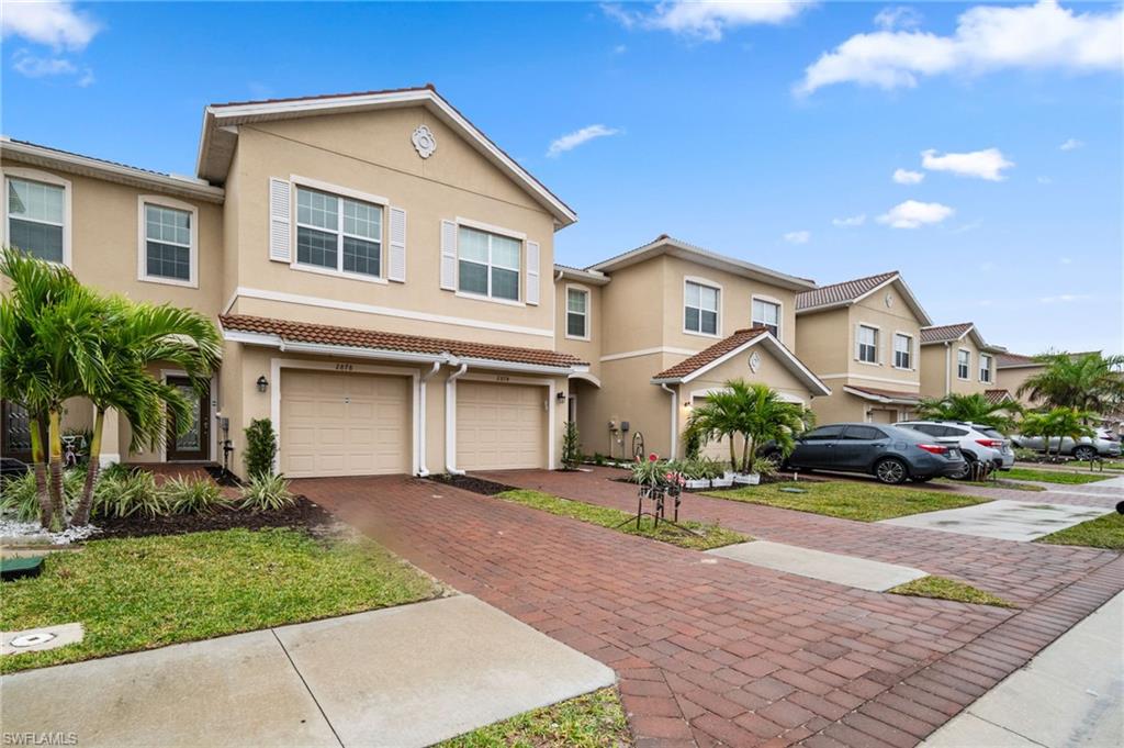 2878 Blossom WAY