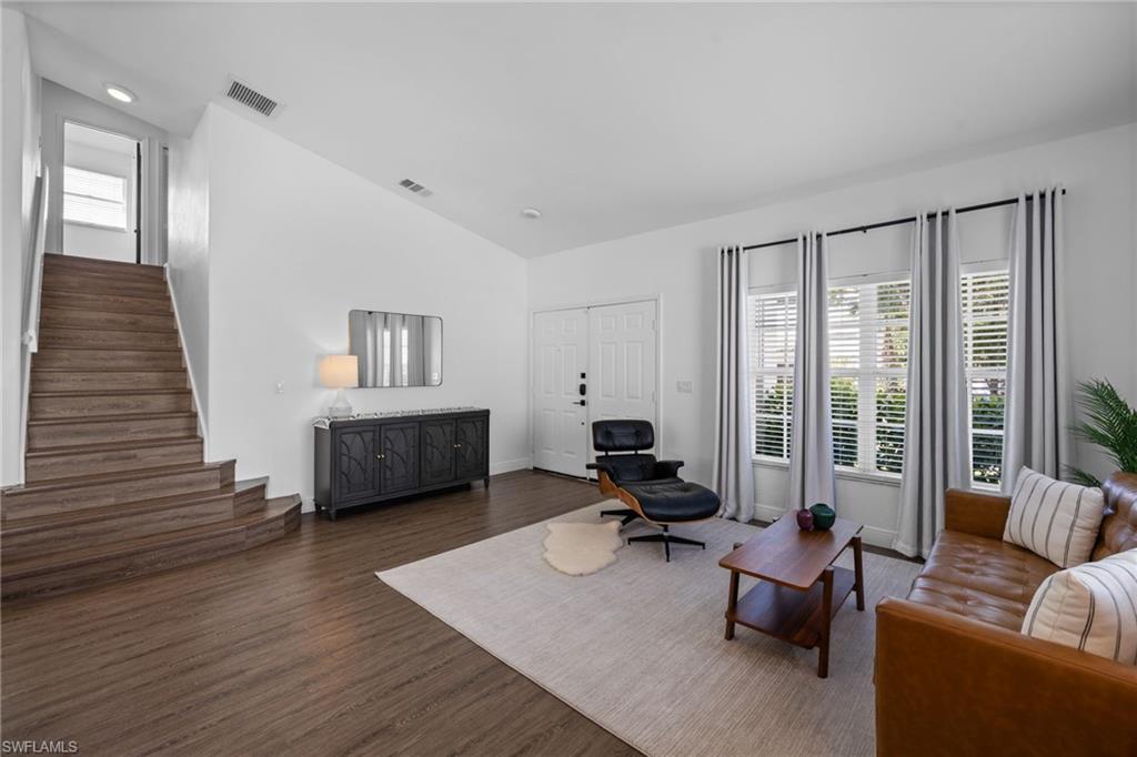 12240 Eagle Pointe CIR