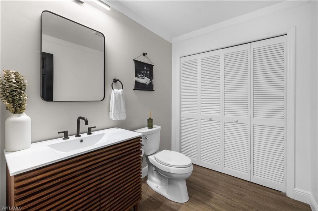 12240 Eagle Pointe CIR