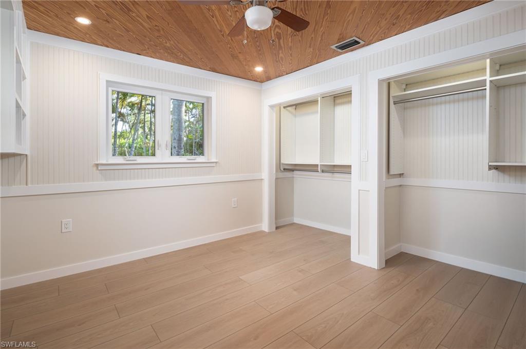 2424 Harbor RD