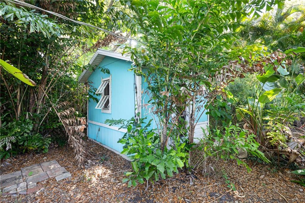 2424 Harbor RD