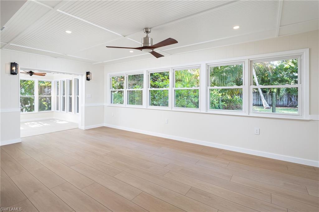2424 Harbor RD