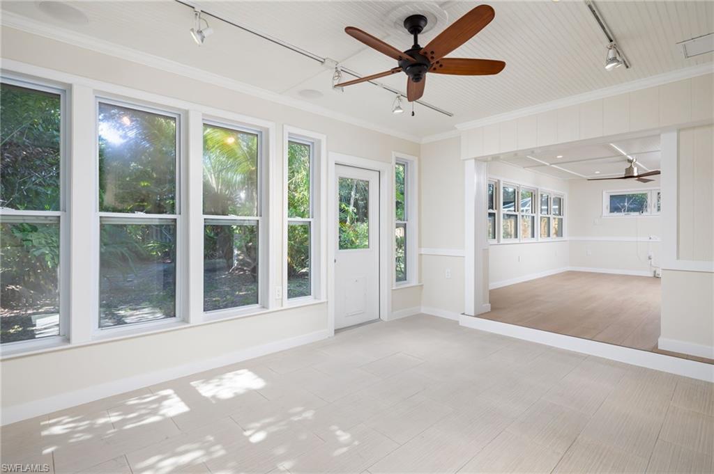 2424 Harbor RD