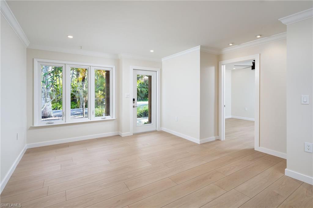 2424 Harbor RD