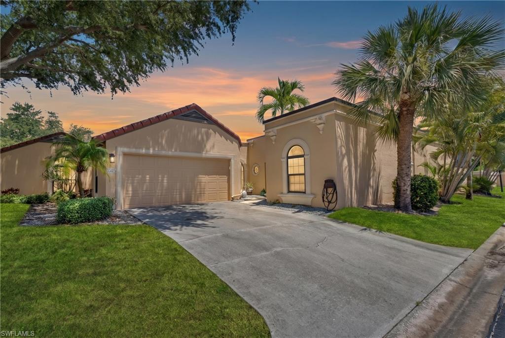 1443 Larkspur DR