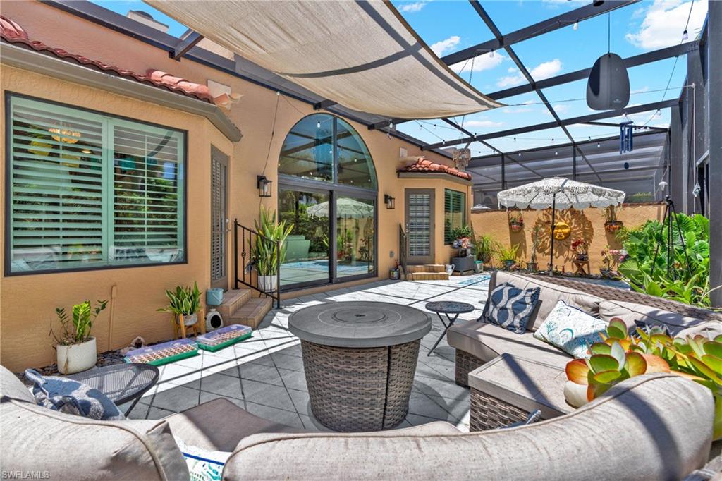1443 Larkspur DR