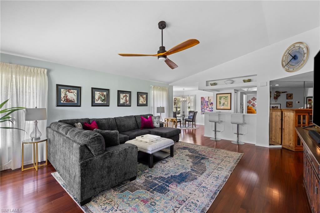6290 Bellerive AVE 105