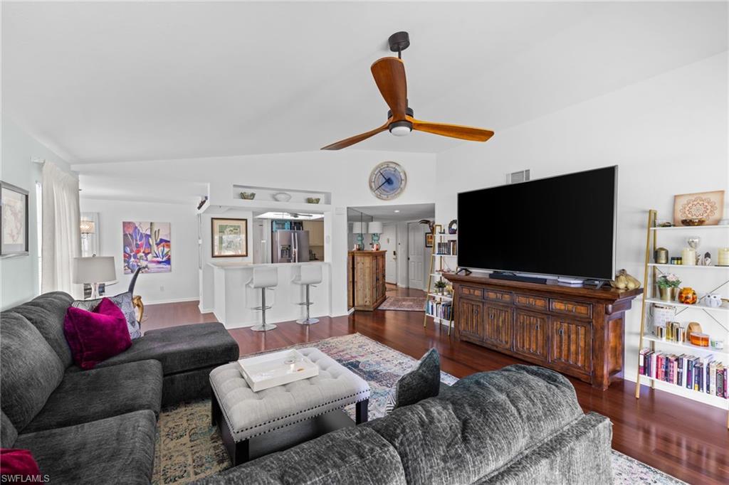 6290 Bellerive AVE 105