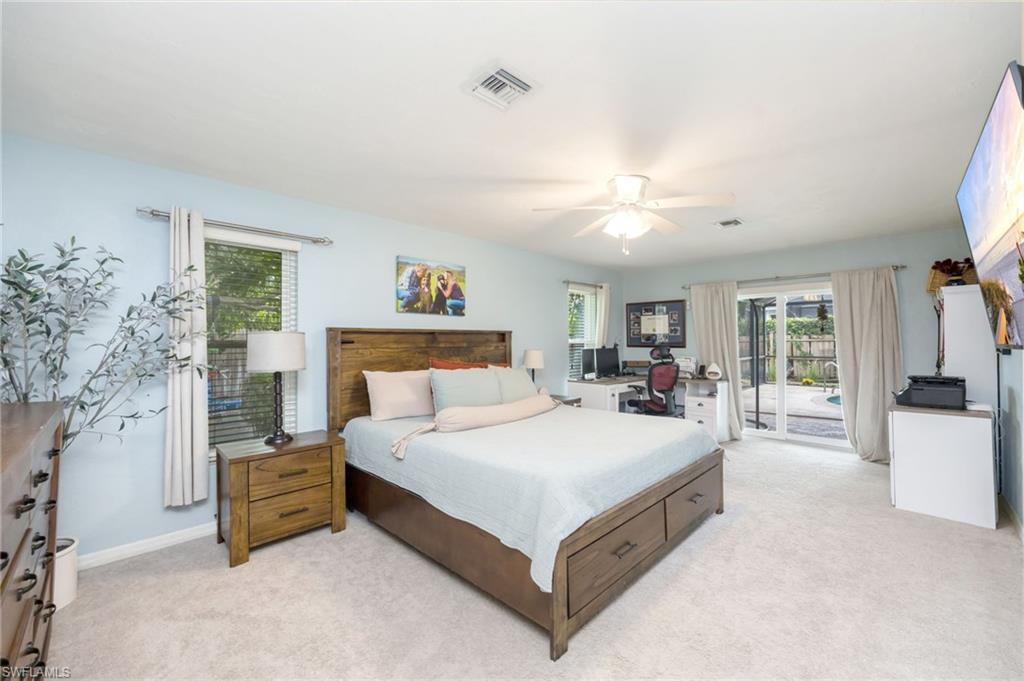 216 Willoughby DR