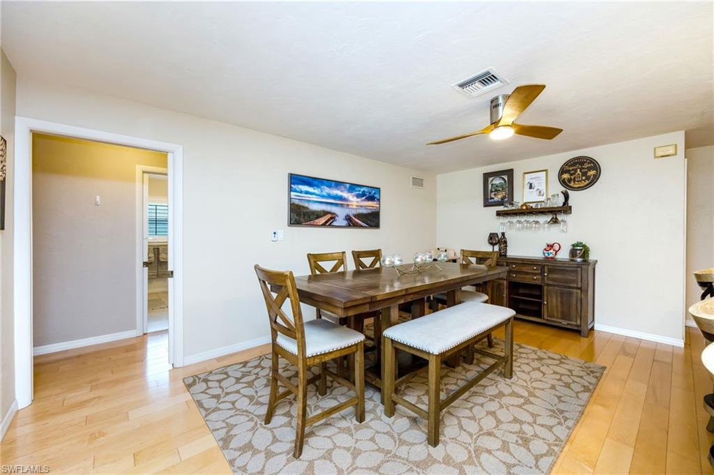 216 Willoughby DR