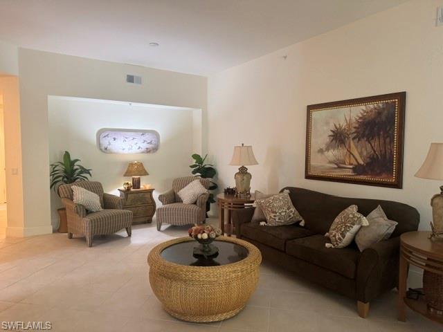 3730 Montreux LN 104