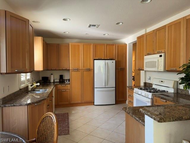 3730 Montreux LN 104