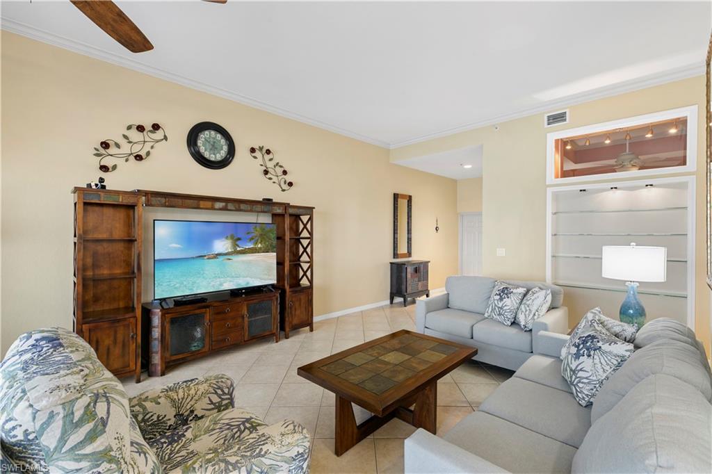 4141 Bay Beach LN 4P3