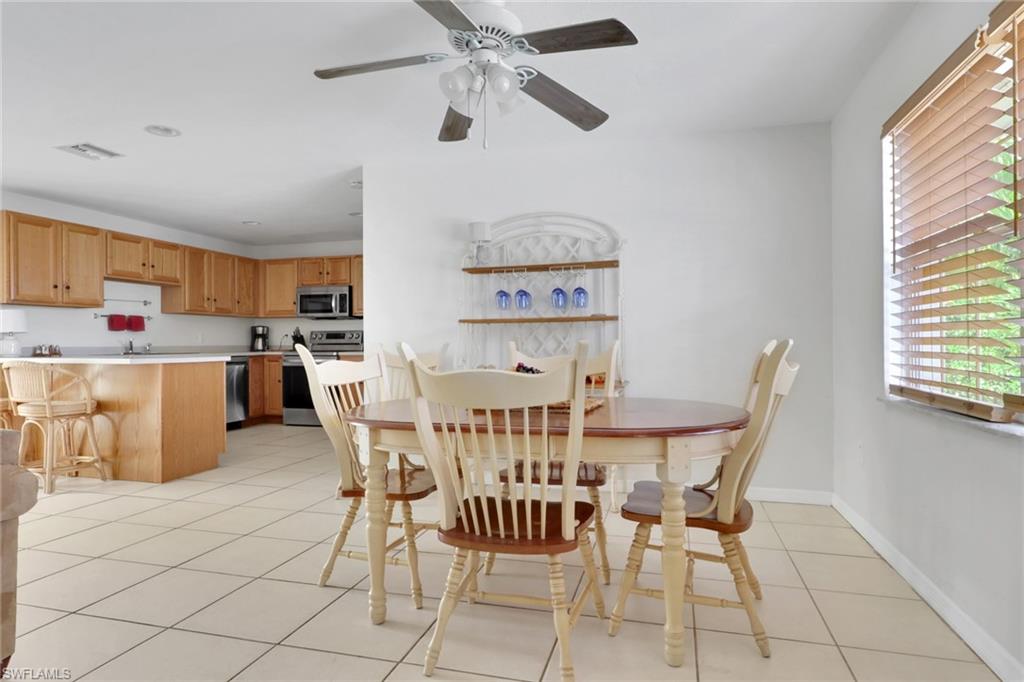 2772 Riverview DR
