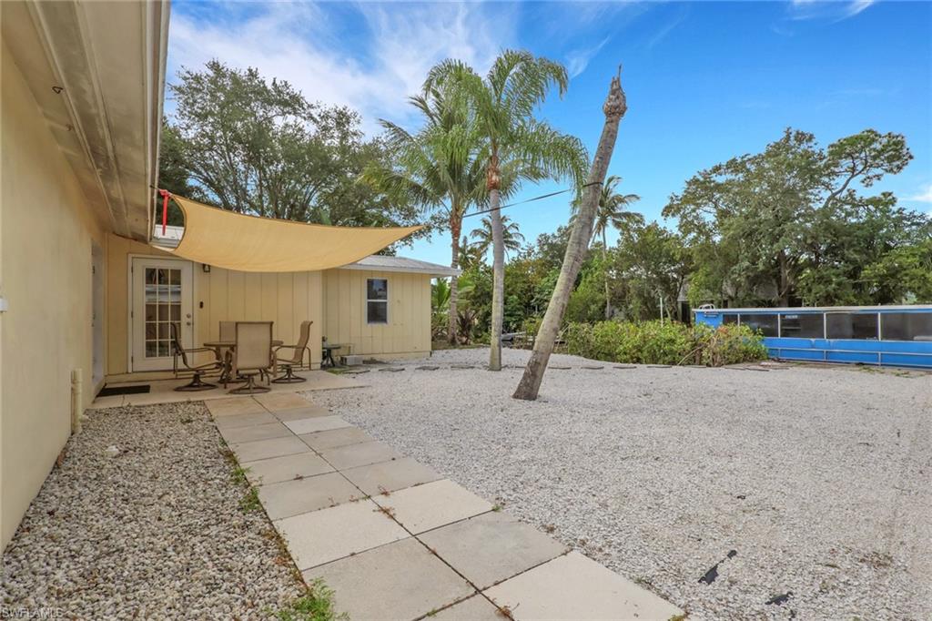 2772 Riverview DR