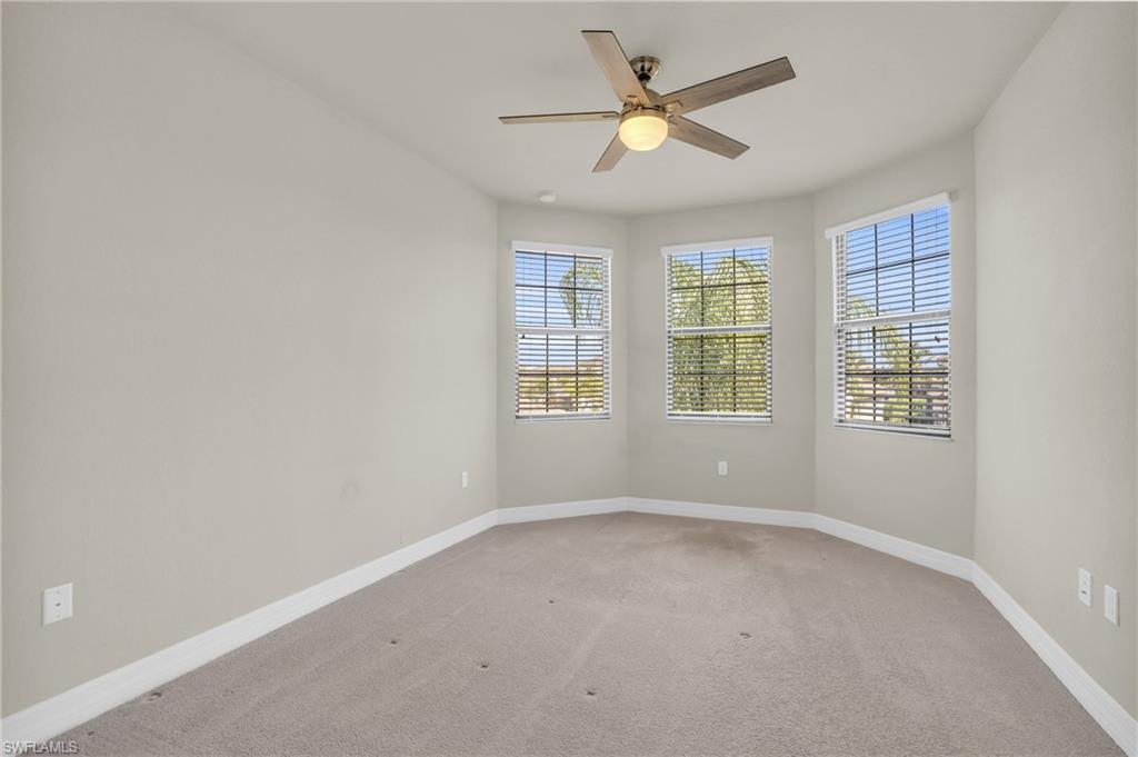 4420 Aurora ST