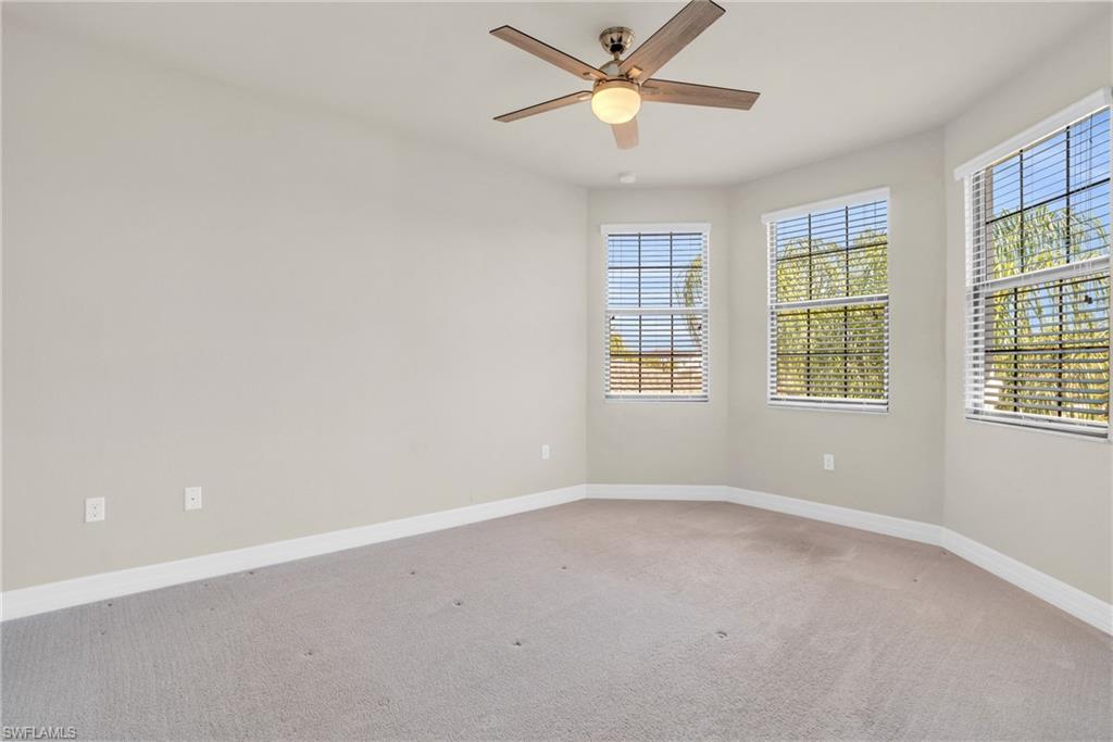 4420 Aurora ST