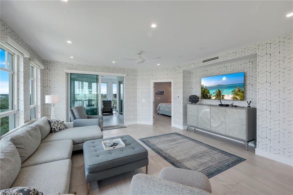 266 Barefoot Beach BLVD 504