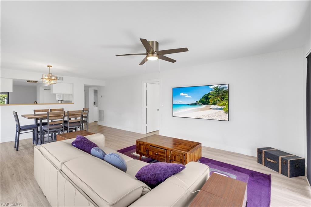 910 Vanderbilt Beach RD 315