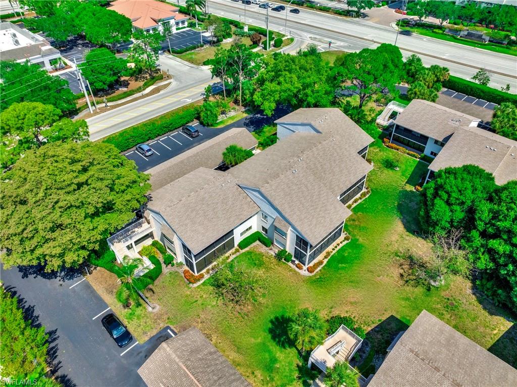 910 Vanderbilt Beach RD 315