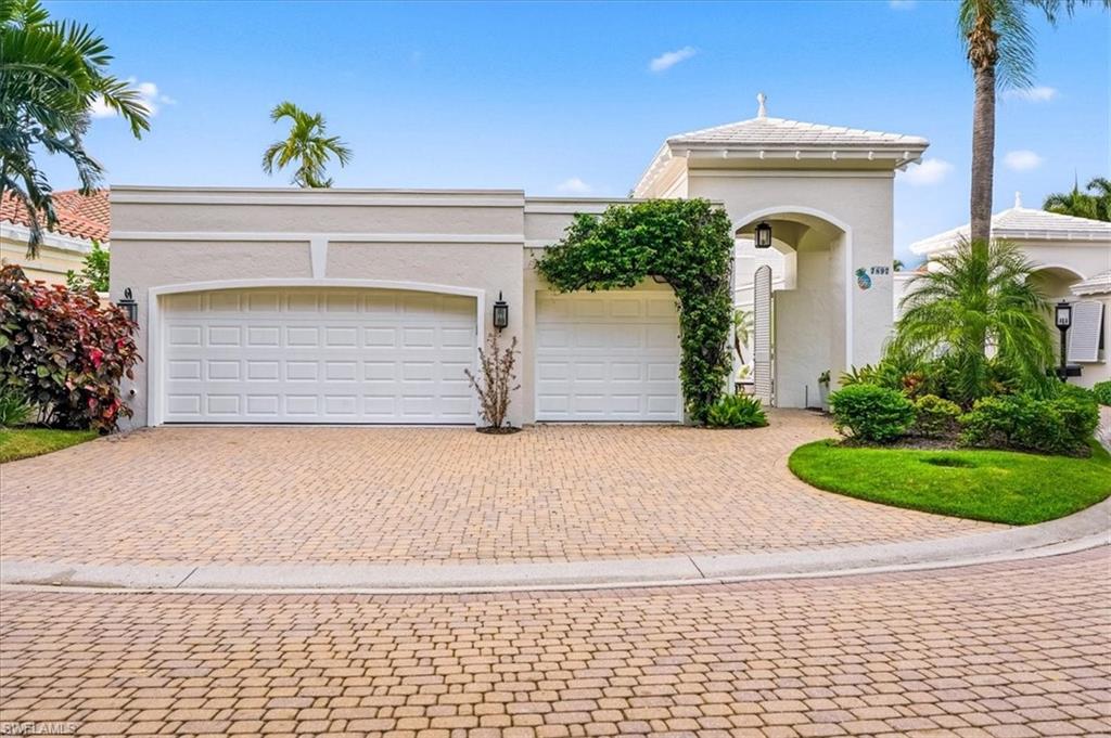 7897 Cocobay DR