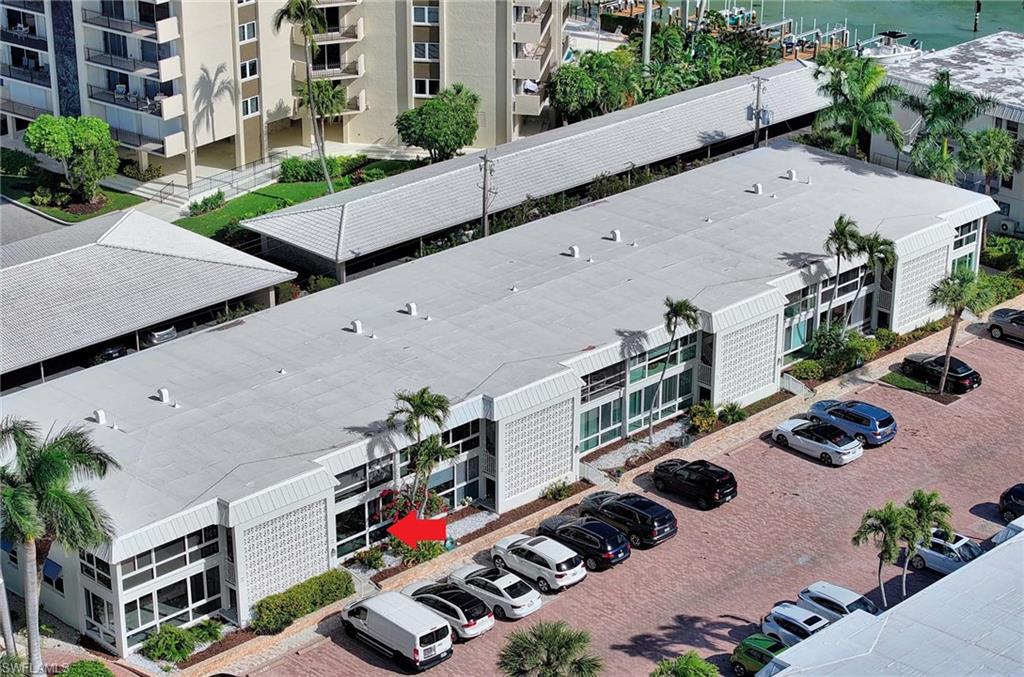 2100 Gulf Shore BLVD N 107