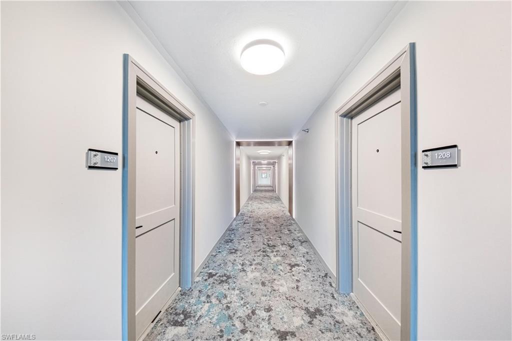 320 Seaview CT 1207
