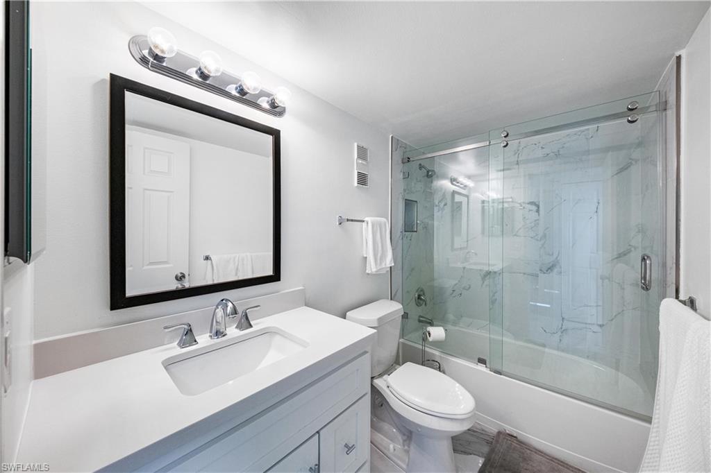320 Seaview CT 1207