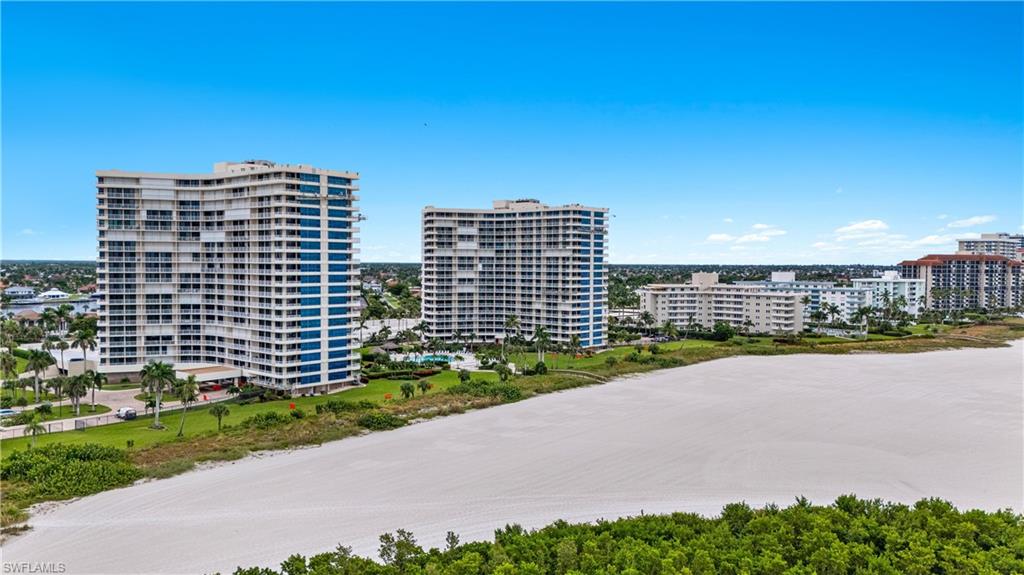 320 Seaview CT 1207