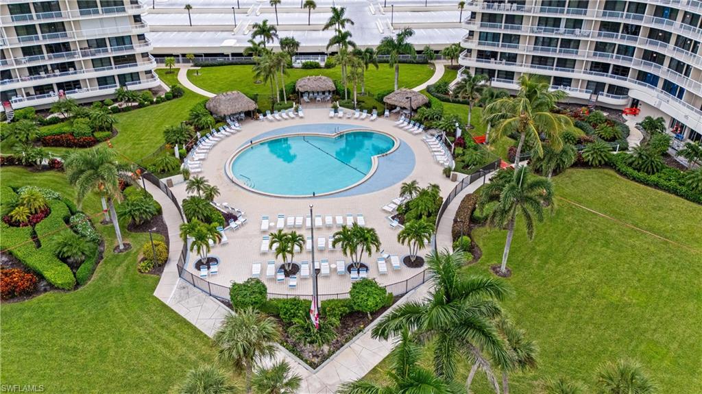 320 Seaview CT 1207