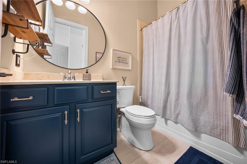 16213 Camden Lakes CIR