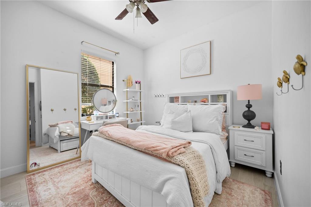 16213 Camden Lakes CIR